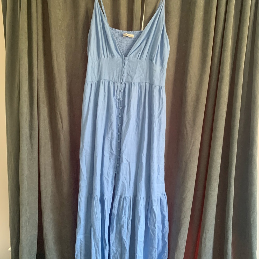 Abercrombie Size Large Barely Worn - image 2